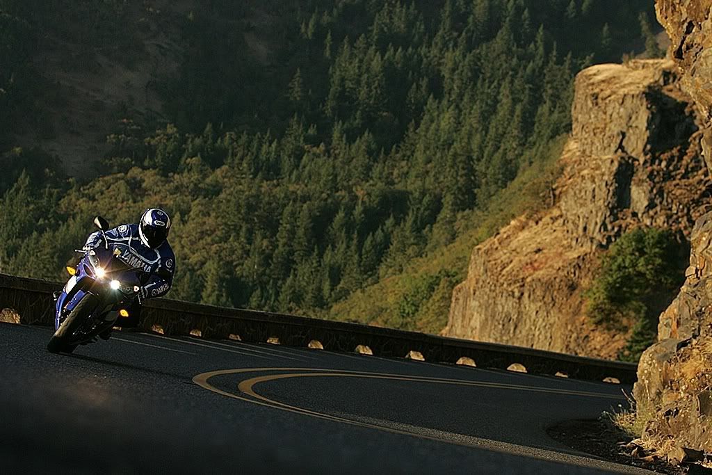 yamaha r1 wallpaper. YAMAHA 2