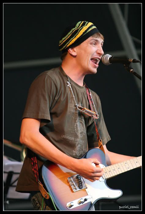 Photo Sharing and Video Hosting at Photobucket