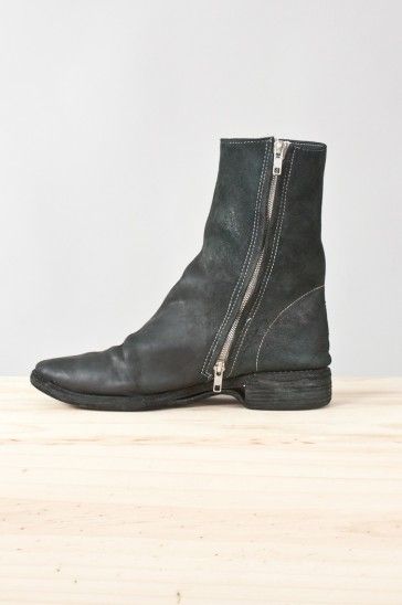 joined_sole_seamless_sidezip_boot-4-364x