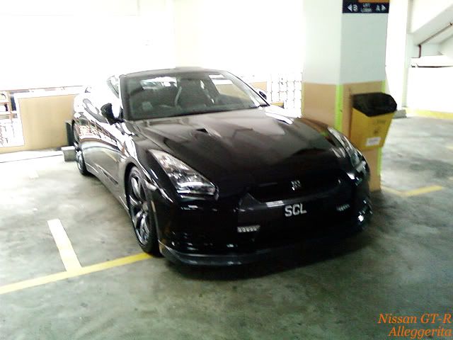 Nissan GT-R