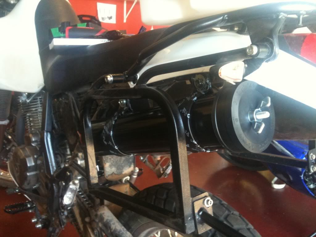 dr650 top box