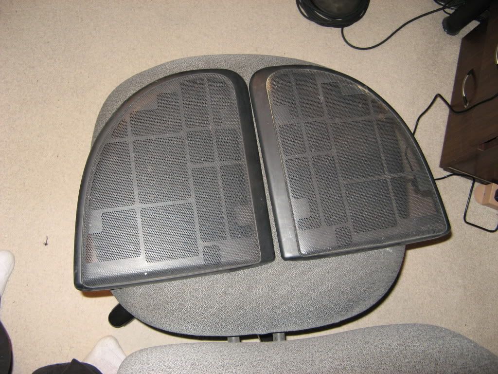 http://i162.photobucket.com/albums/t269/IONESCU1/speakercovers.jpg