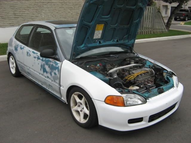 http://i162.photobucket.com/albums/t269/IONESCU1/turbo%20Z6%20build/newpaint5.jpg