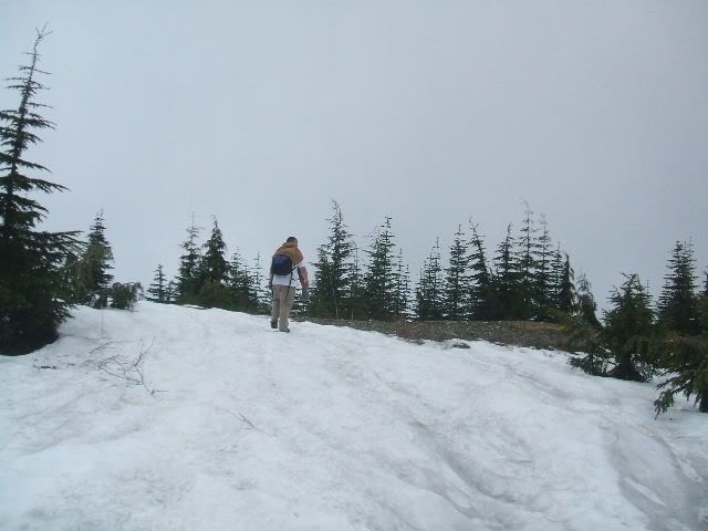 2008_0706mtpilchuckhike0033.jpg