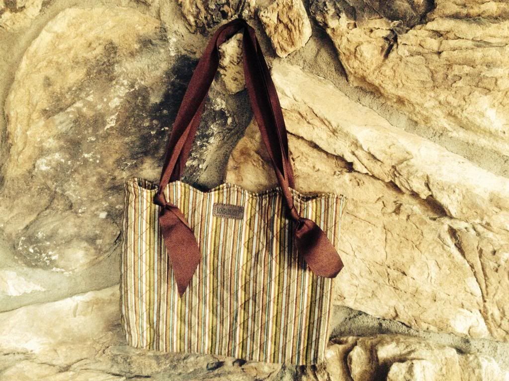 Longaberger purse with Ribbon handles $7PPD Longaberger purse with Ribbon handles $7PPD