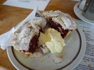 Quandong Pie