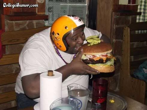 Freaks-Gordocomindosehamburguesagig.jpg